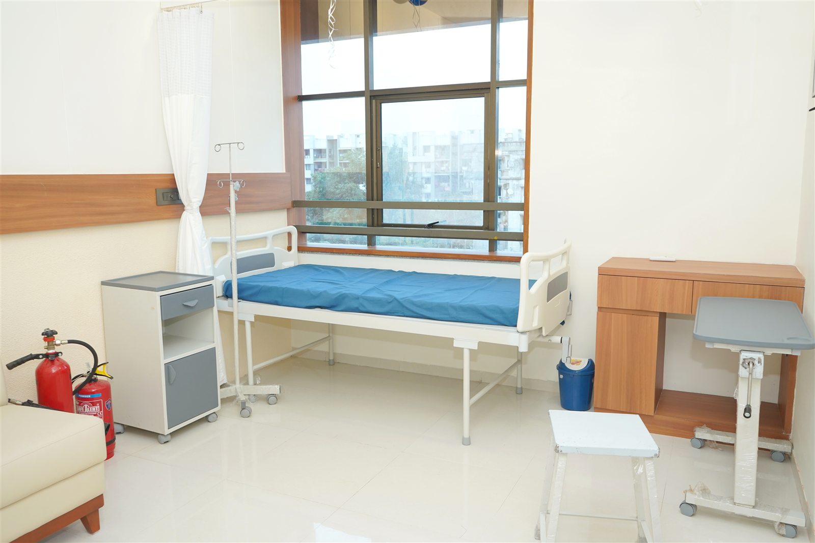 Fully equipped patient room at Lotus Hospital