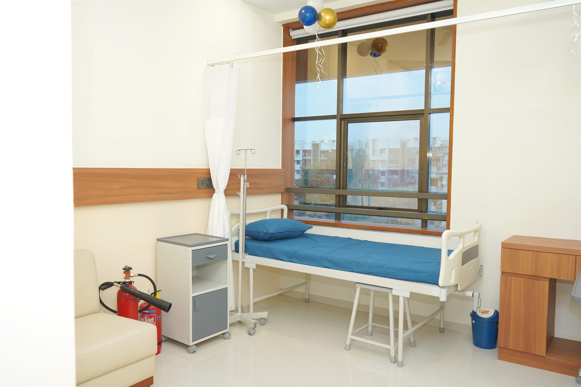 Private patient-care room at Lotus Hospital in Ahmedabad